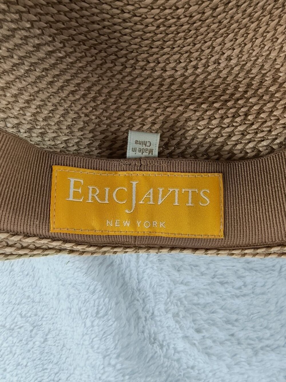 Eric Javits Aruba Packable Straw Hat Original Peanut Ribbon Chin Tie SPF - Picture 3 of 7